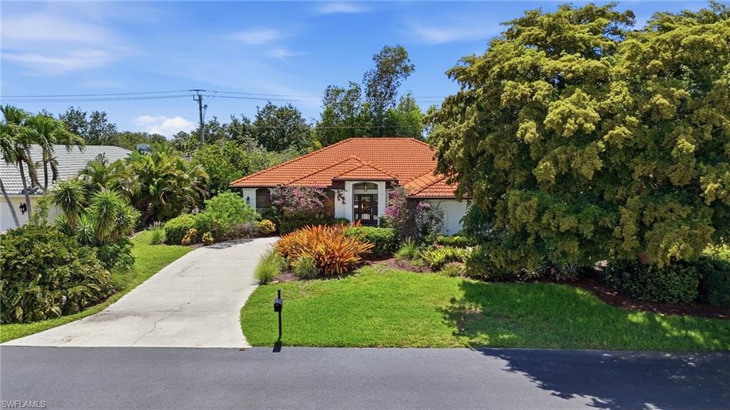 28360 Del Lago Way, Bonita Springs, photo 2