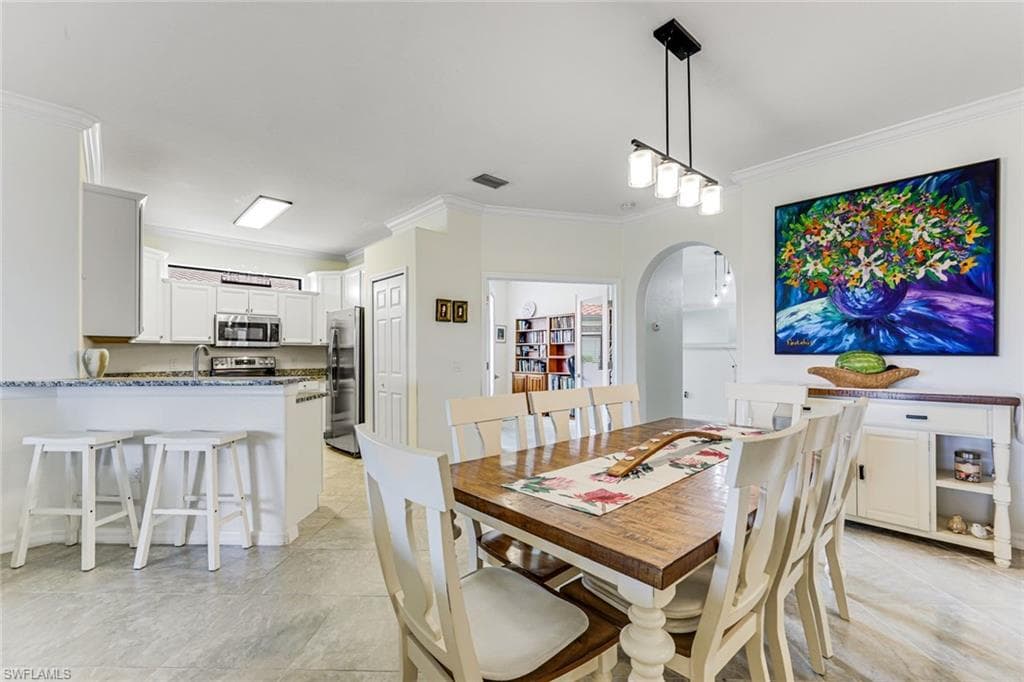 1427 Oceania Dr, Naples, photo 3