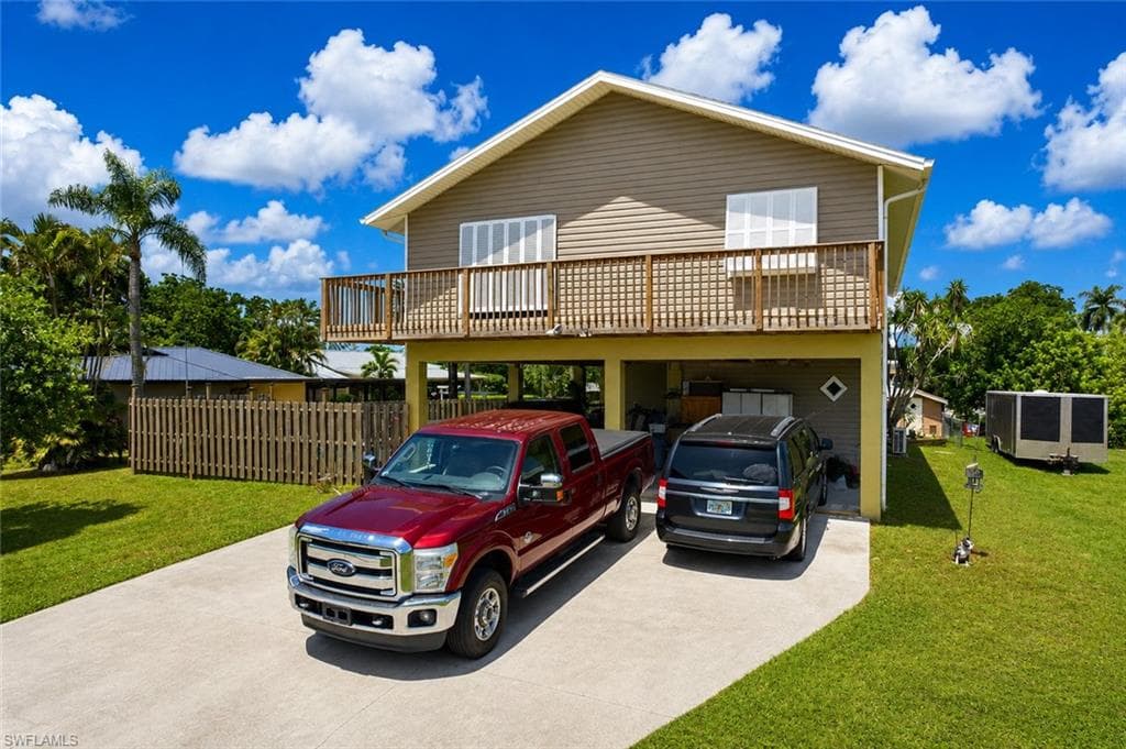 13442 Caribbean Blvd, Fort Myers, photo 2