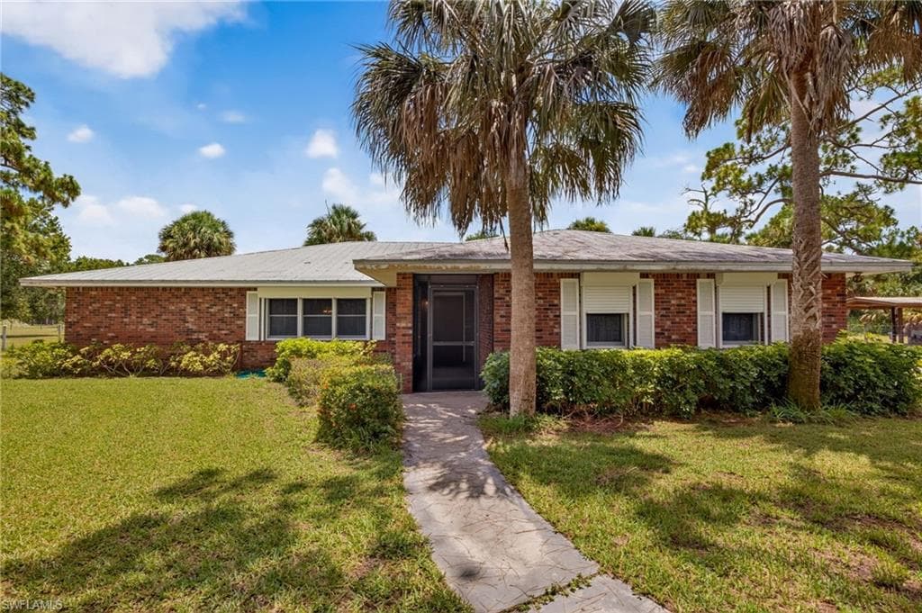 5261 Staley Rd, Fort Myers