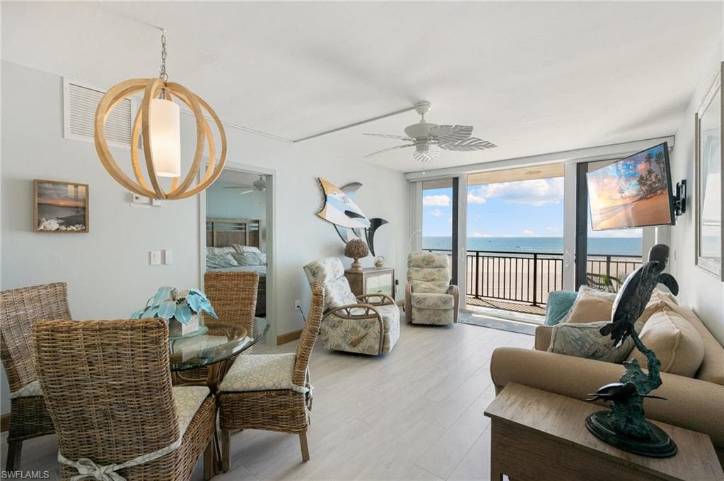 180 Seaview Ct #911, Marco Island, photo 2