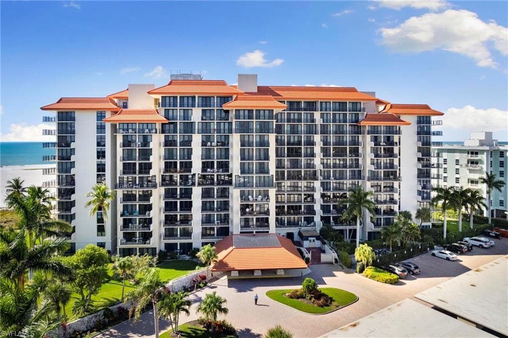 180 Seaview Ct #911, Marco Island