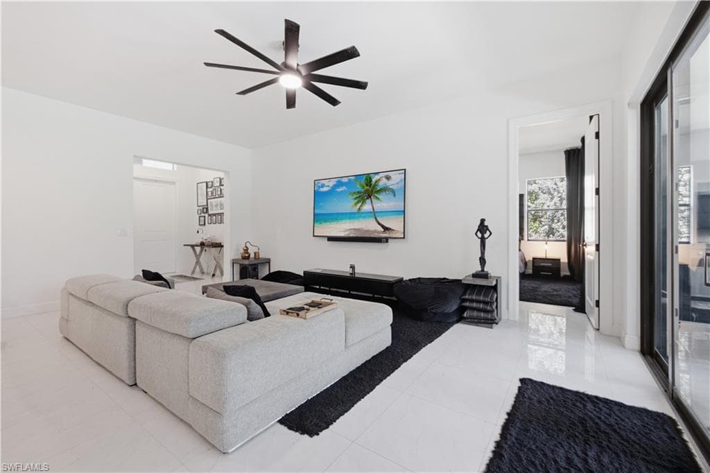 829 16th Ave, Naples