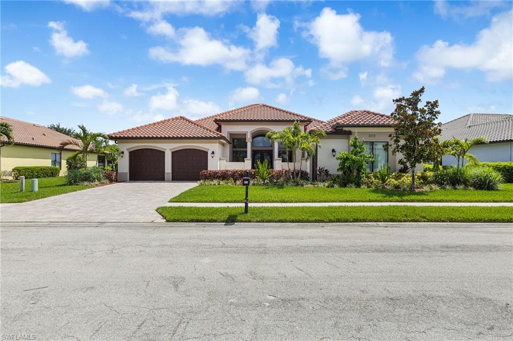 3392 Chestnut Grove Dr, Alva