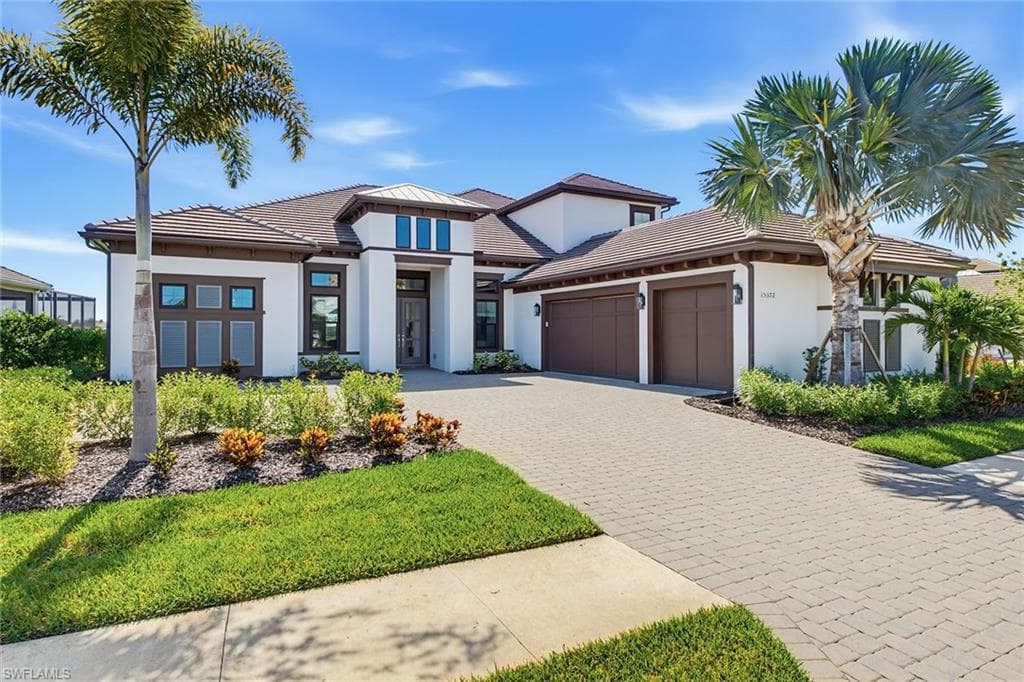 15372 Turin Dr, Naples