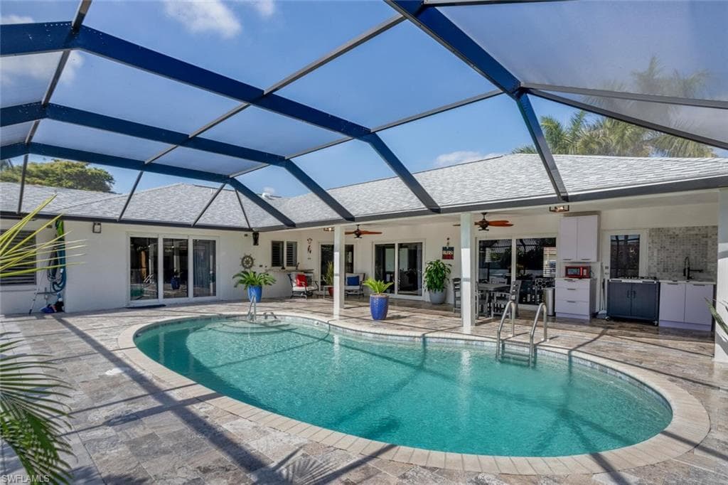 1026 Town And River Dr, Fort Myers, photo 2