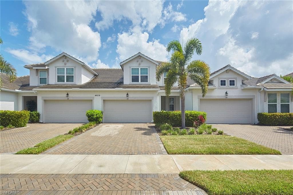 4659 Arboretum Cir #103, Naples