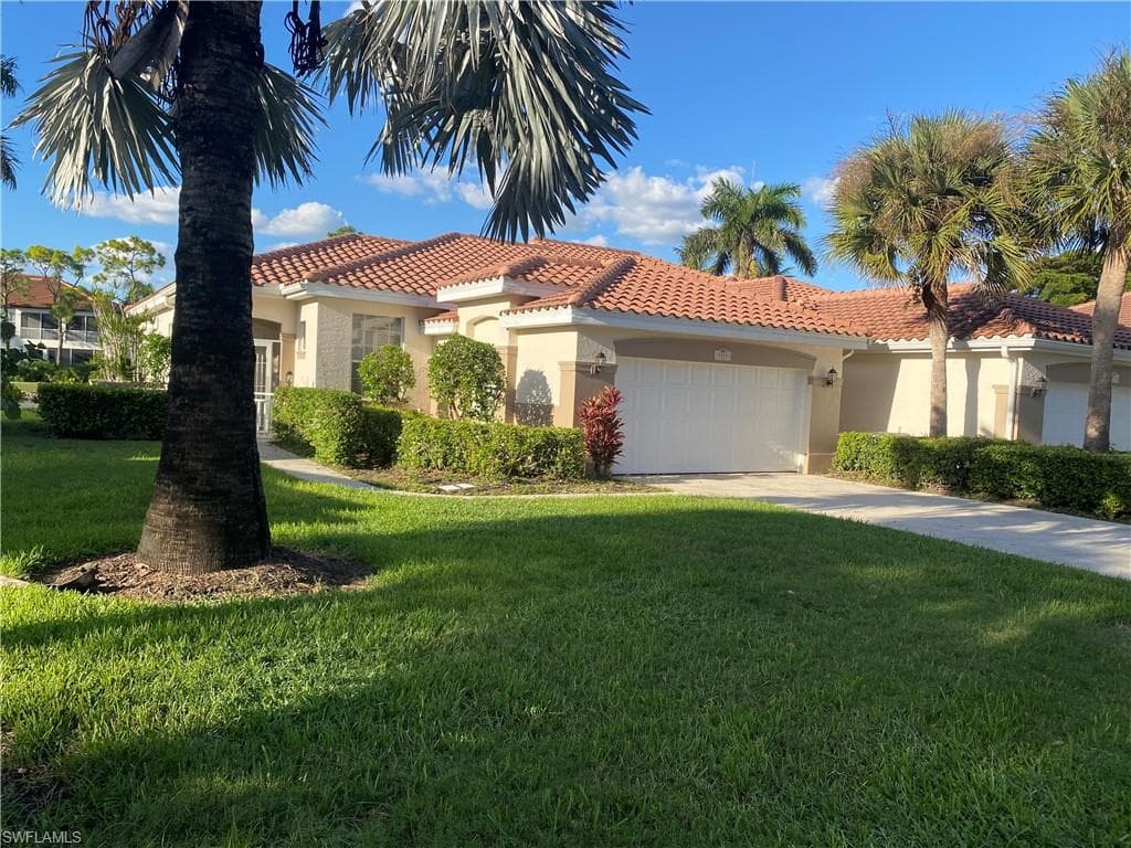 9181 Las Maderas Dr, Bonita Springs, photo 2