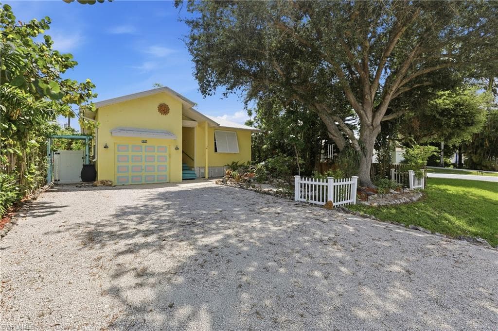 224 Benson St, Naples, photo 2