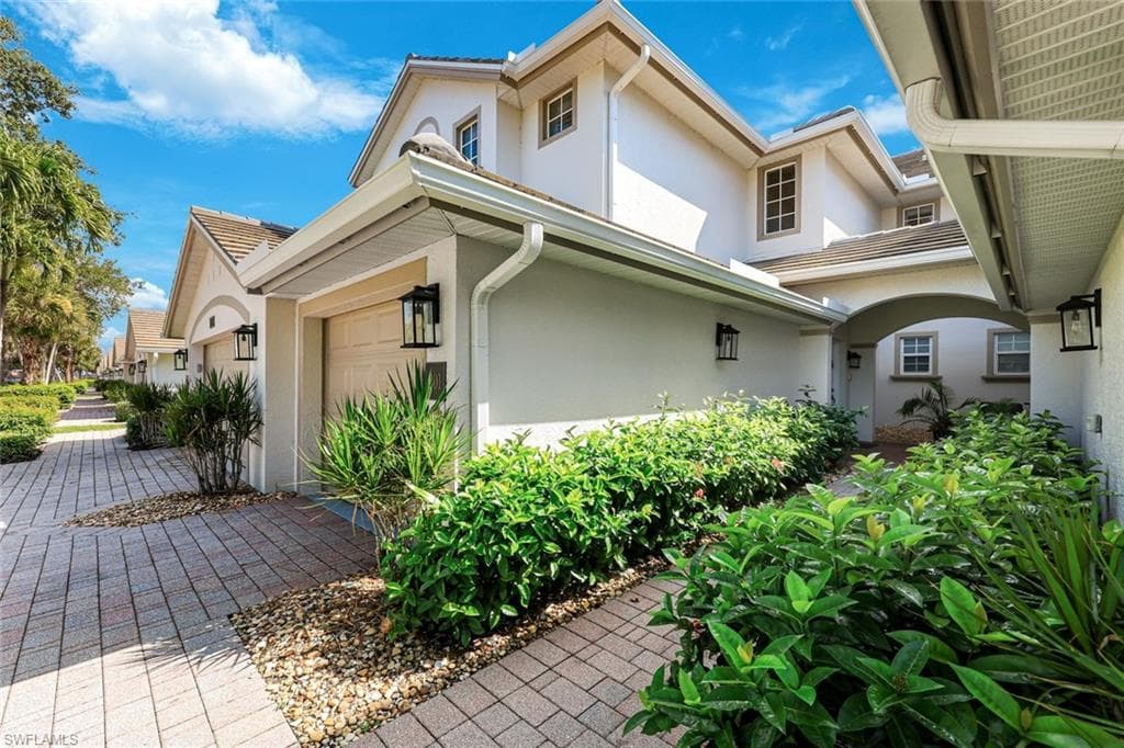 6858 Ascot Dr #201, Naples, photo 2