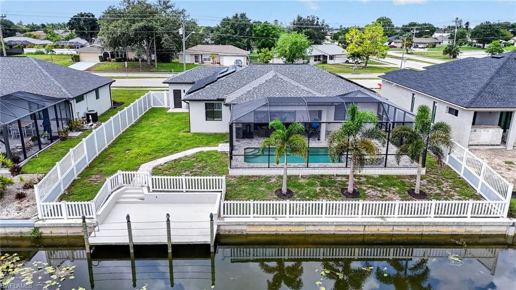 307 Gleason Pkwy, Cape Coral, photo 2