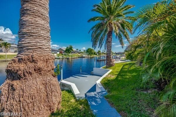 711 33rd Ter, Cape Coral