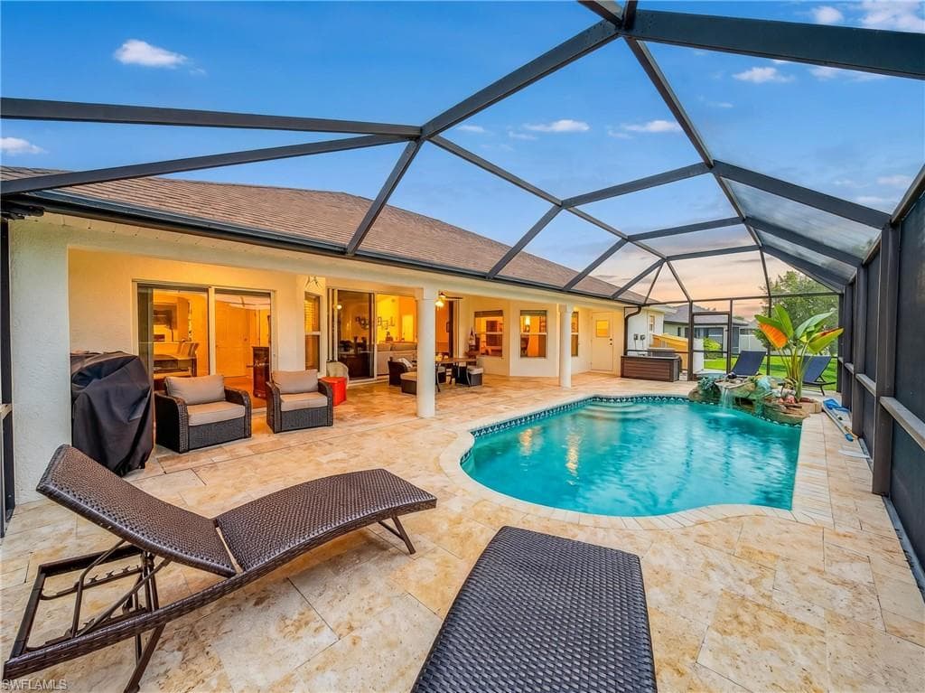 921 5th Ter, Cape Coral, photo 2