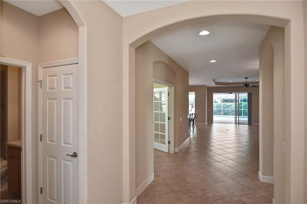 2669 Lambay Ct, Cape Coral, photo 3