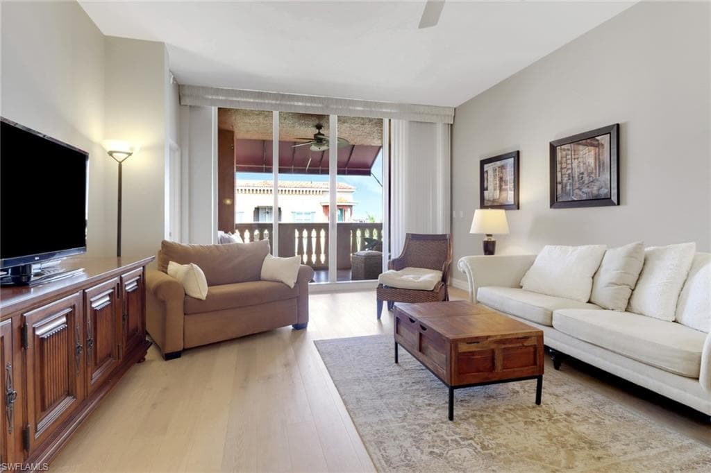 401 Bayfront Pl #3502, Naples, photo 2