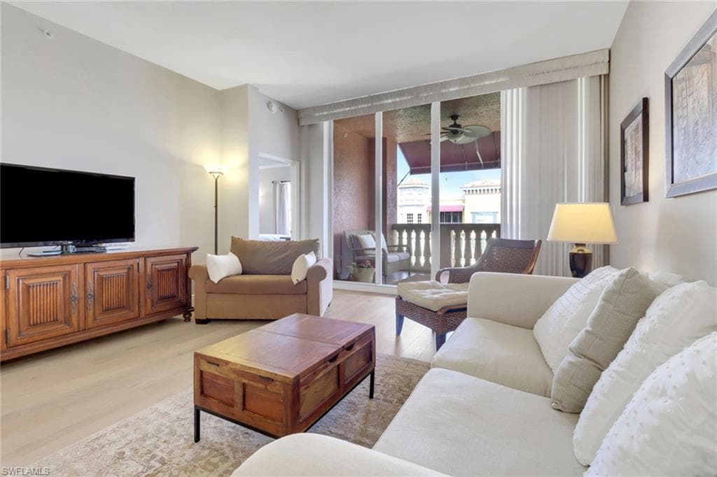 401 Bayfront Pl #3502, Naples, photo 3