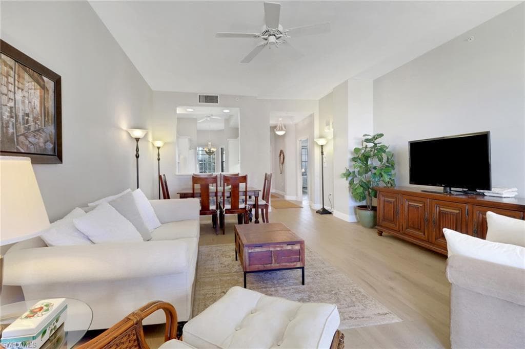 401 Bayfront Pl #3502, Naples