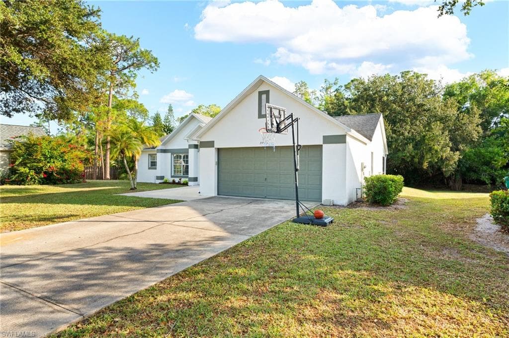 7780 Scarlet Ct, Naples, photo 3