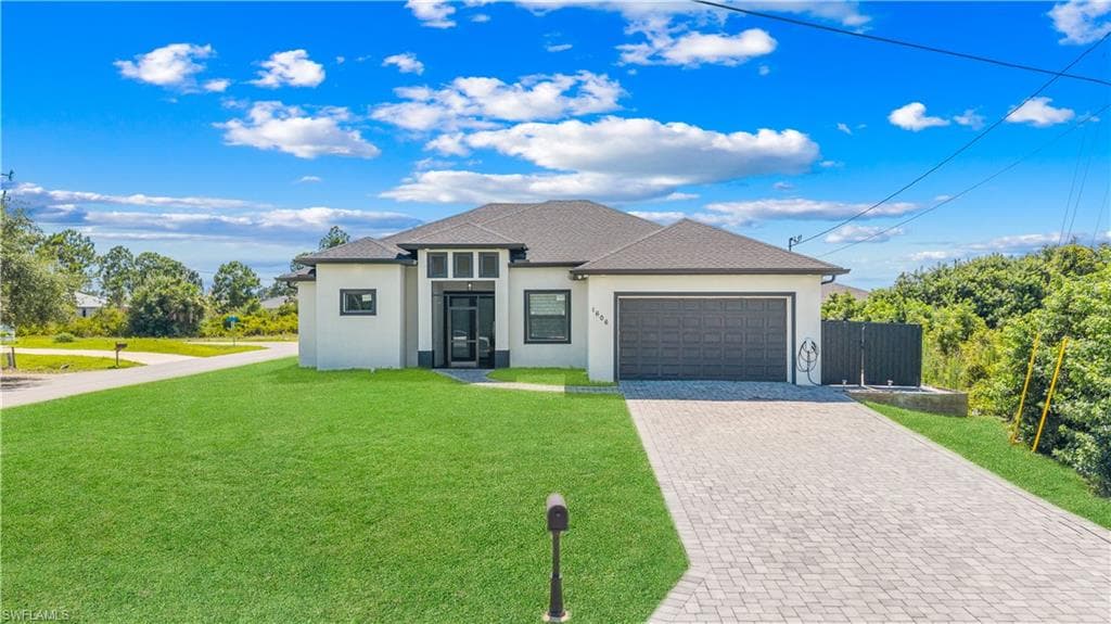 1606 Beth Ave, Lehigh Acres