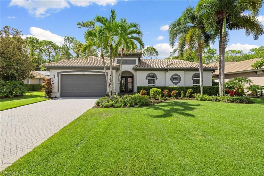 9798 Rocky Bank Dr, Naples, photo 2