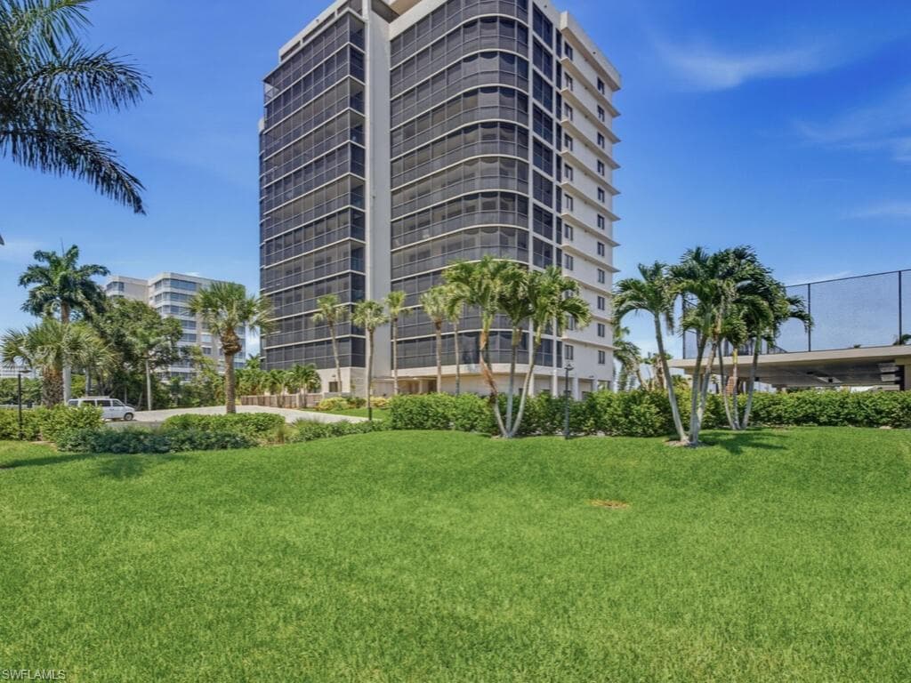 11030 Gulf Shore Dr #503, Vanderbilt Beach