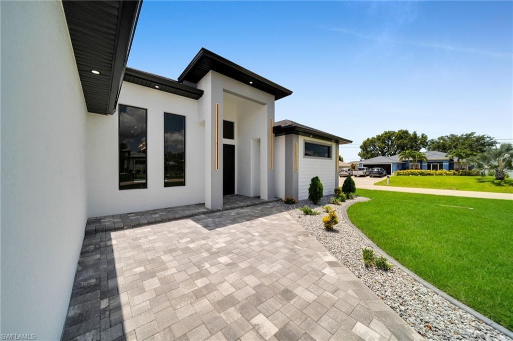 853 15th Ave, Cape Coral, photo 3