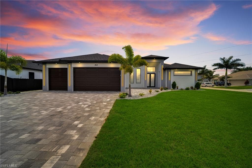 853 15th Ave, Cape Coral