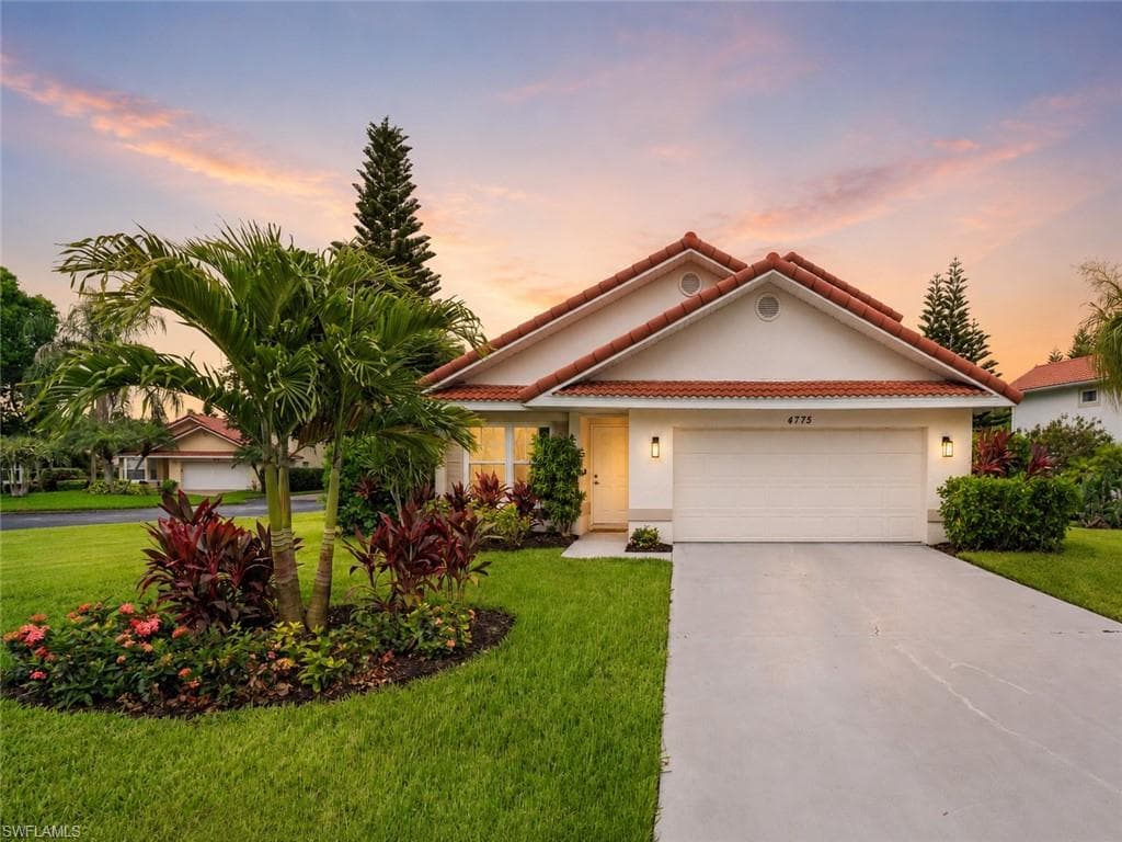 4775 Europa Dr, Naples