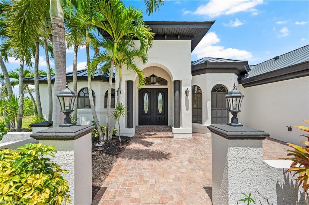 506 32nd Pl, Cape Coral