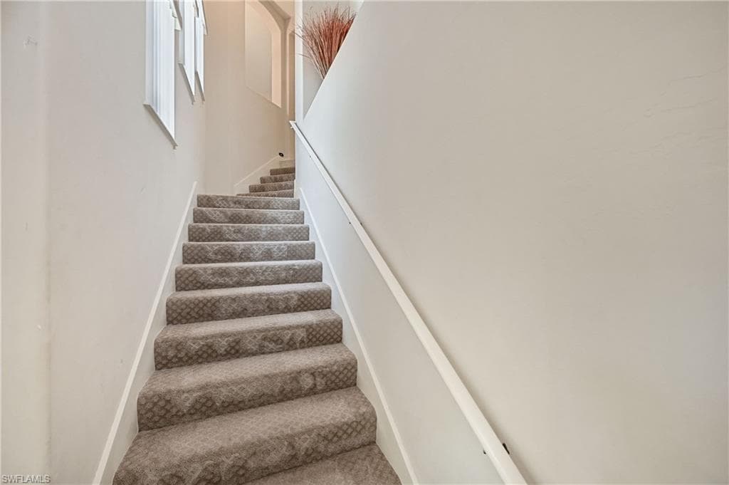 1626 Tarpon Bay Dr #202, Naples, photo 3