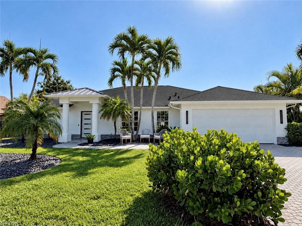 5227 11th Pl, Cape Coral