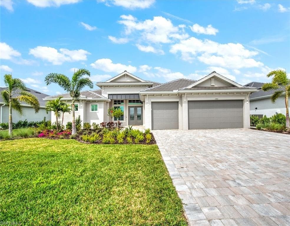 17211 Blue Sapphire Dr, Fort Myers, photo 2