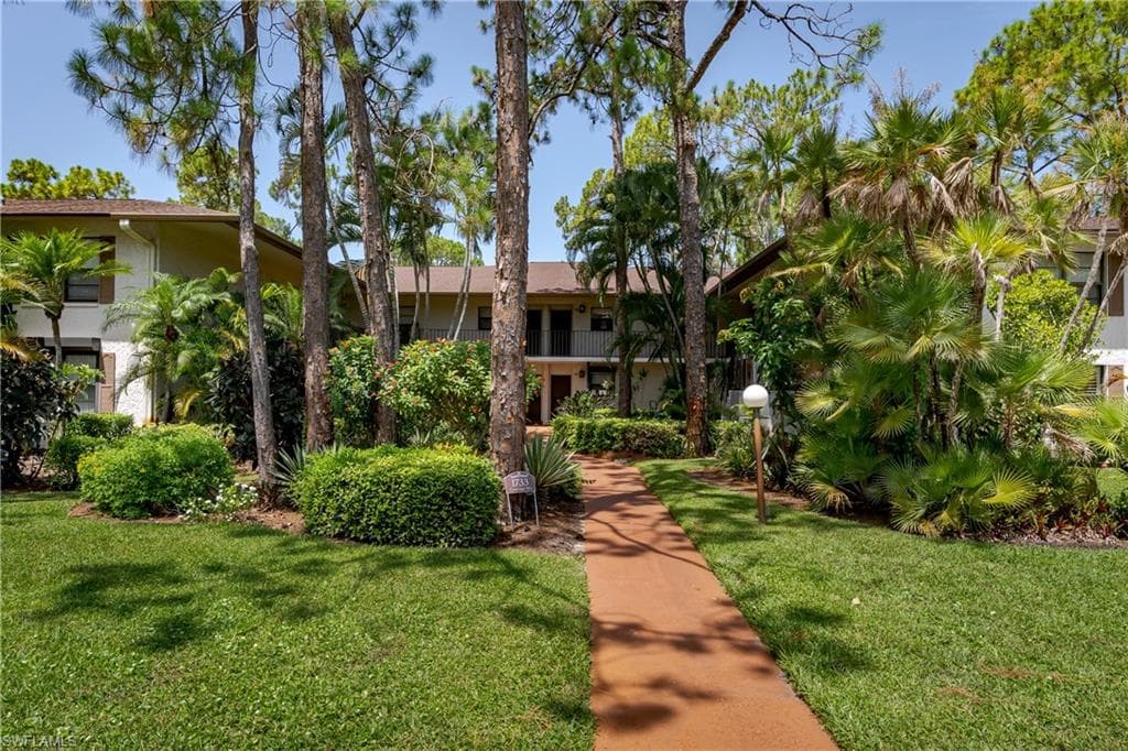 1733 Courtyard Way #b103, Naples