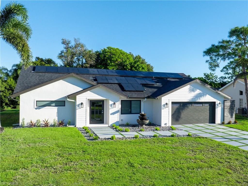 5105 Berkeley Dr, Naples, photo 2