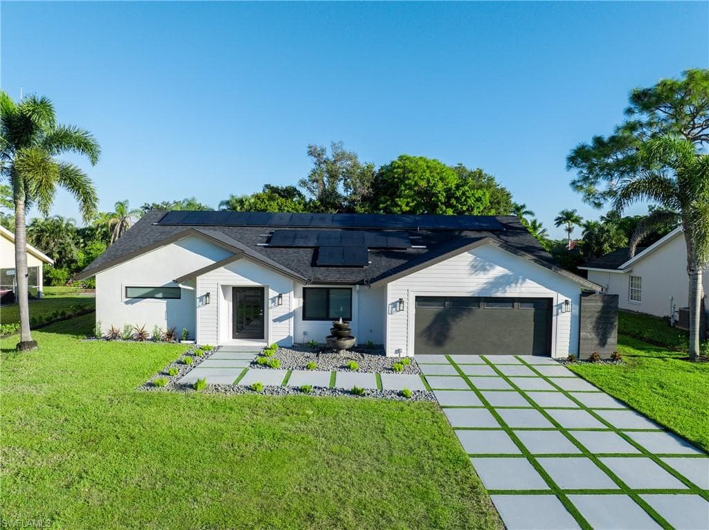 5105 Berkeley Dr, Naples