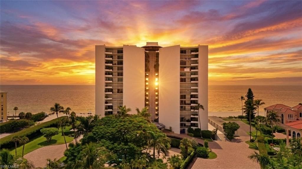 3951 Gulf Shore Blvd #700, Naples