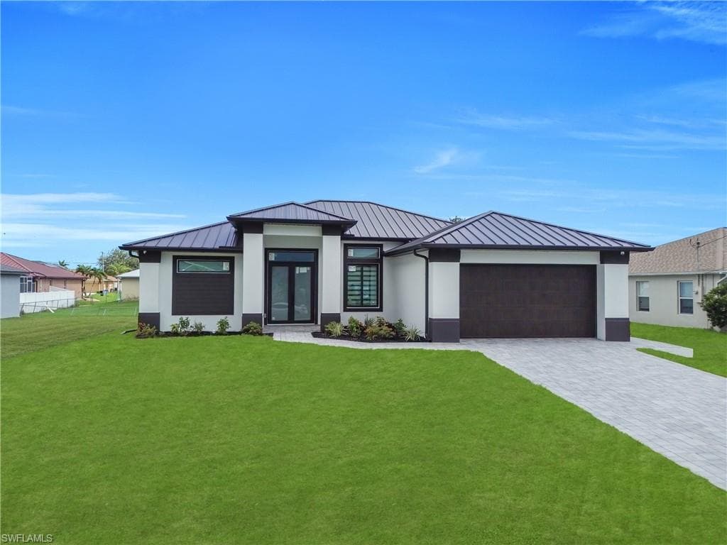 2204 5th Ter, Cape Coral