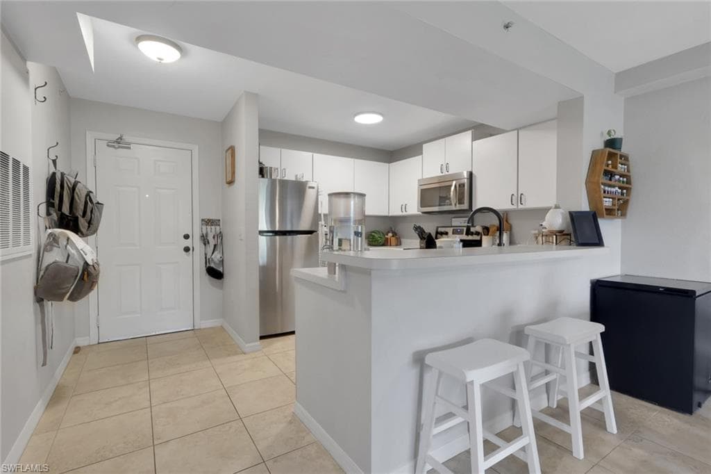 8304 Key Royal Cir #1723, Naples, photo 3