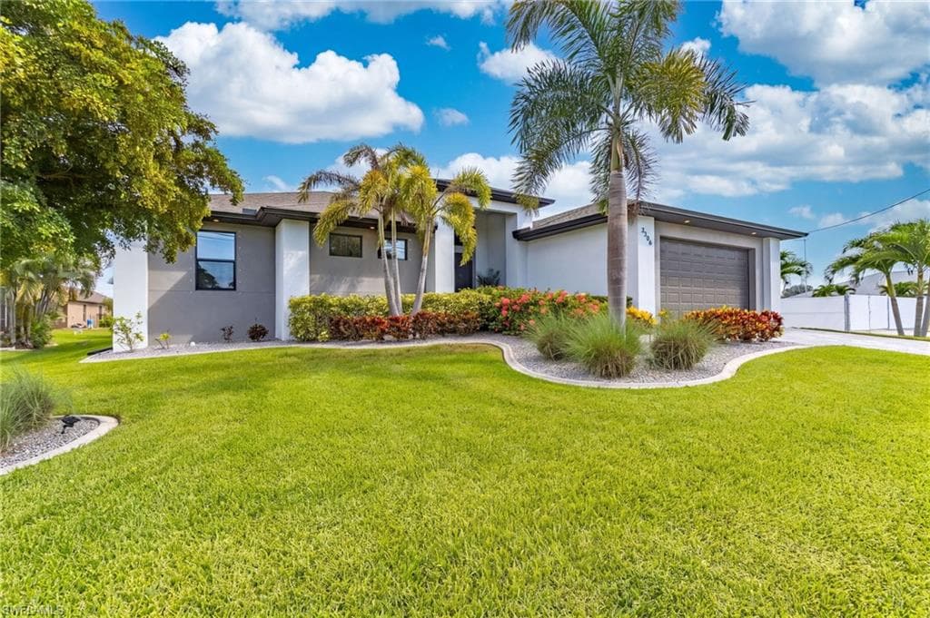 3306 3rd Ter, Cape Coral, photo 3