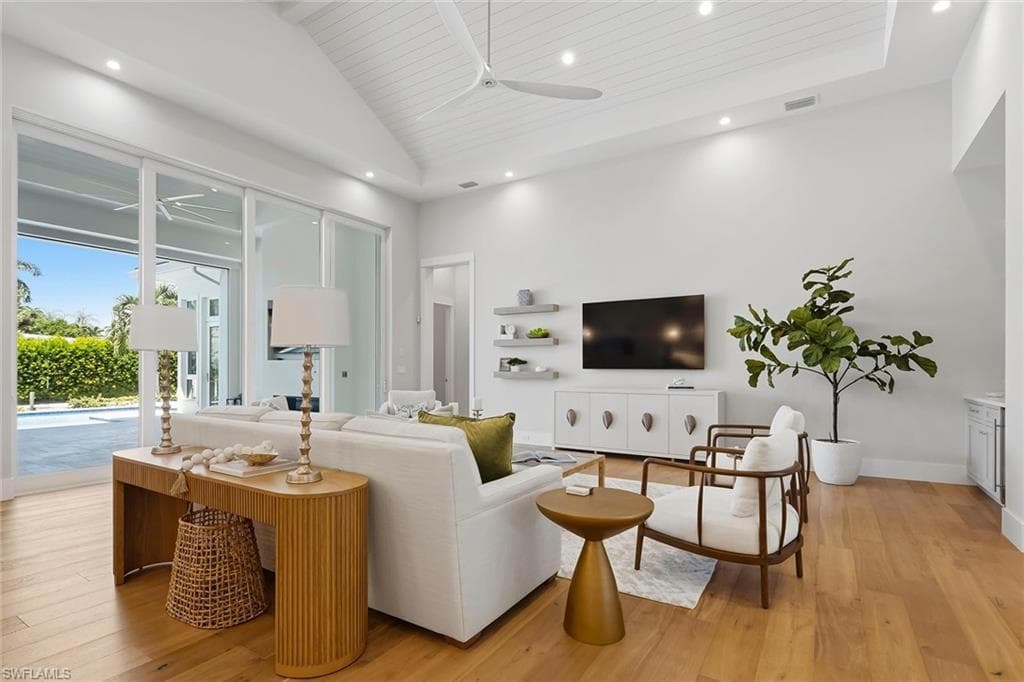 2150 Tarpon Rd, Naples, photo 2