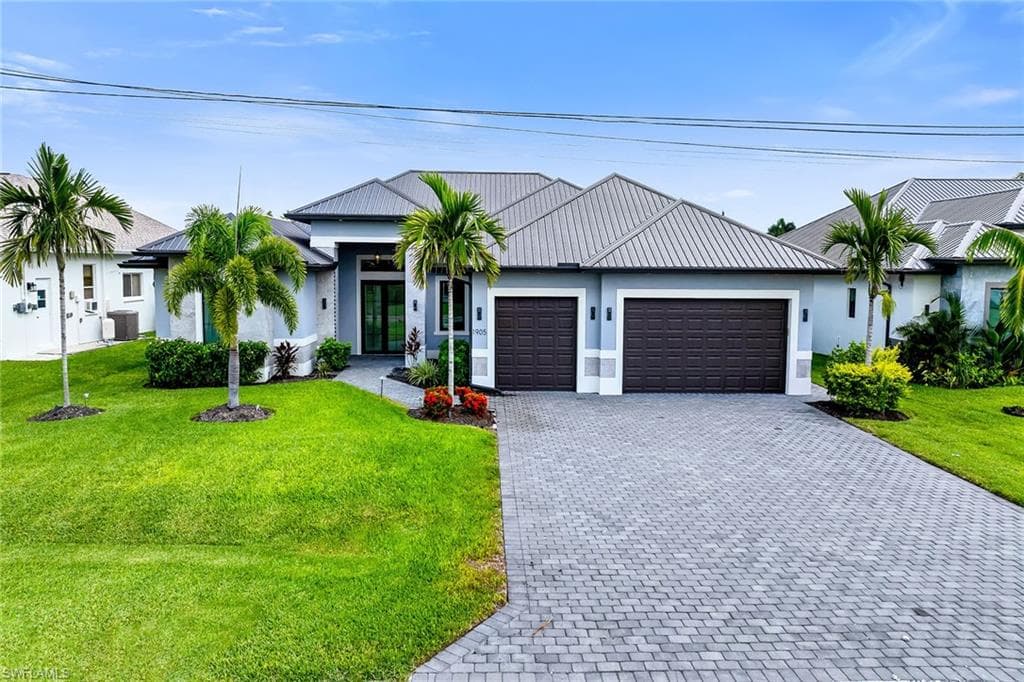 1905 29th Ter, Cape Coral