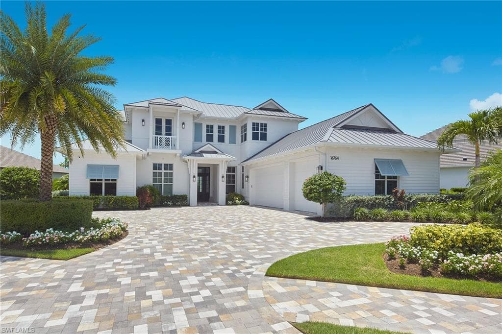 16764 Enclave Cir, Naples