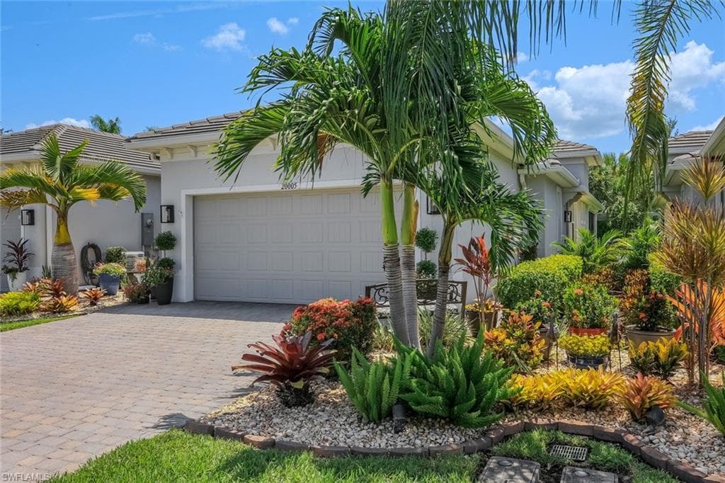 20005 Parrot Key Ct, Estero