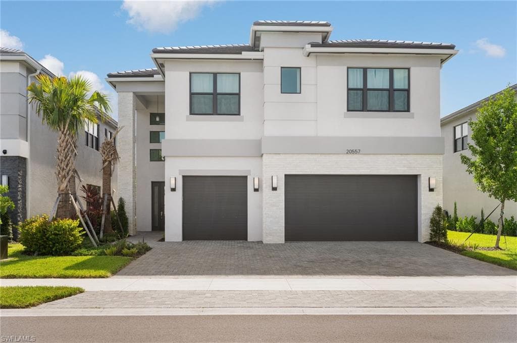 20557 Fair Oak Ln, Estero