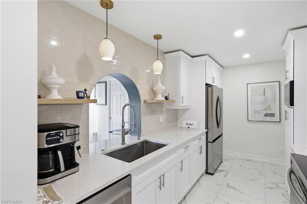 1034 Forest Lakes Dr #10c, Naples, photo 2