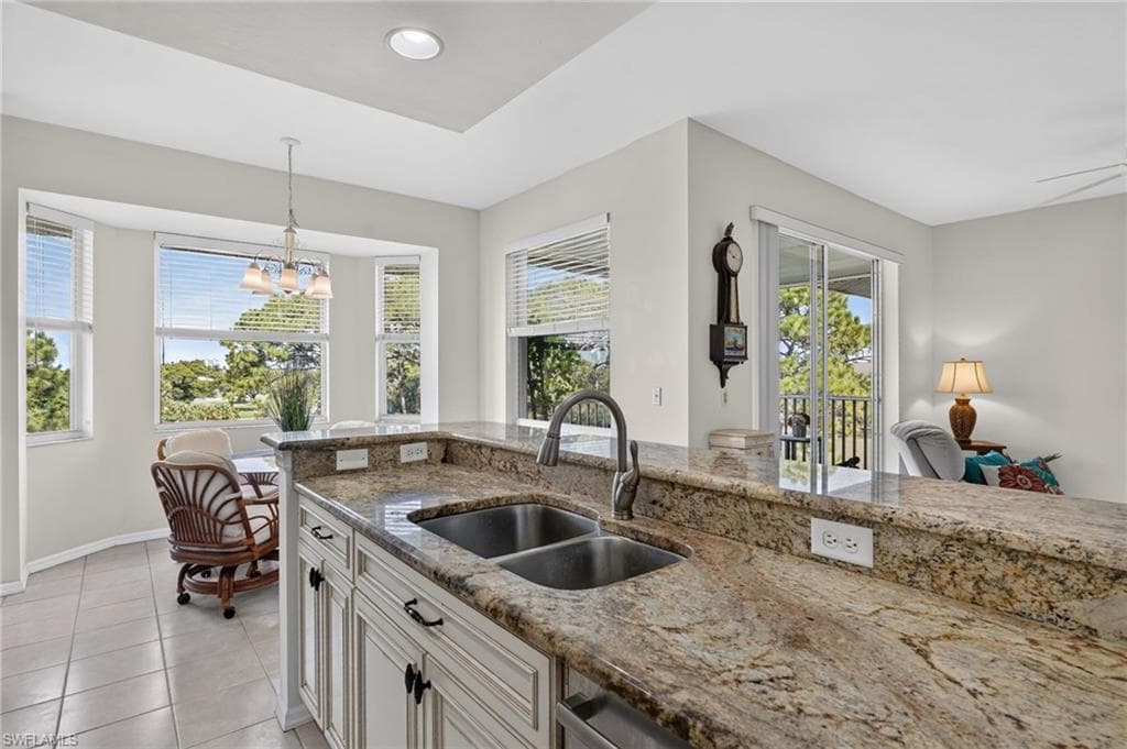 9350 Highland Woods Blvd #4405, Bonita Springs, photo 2