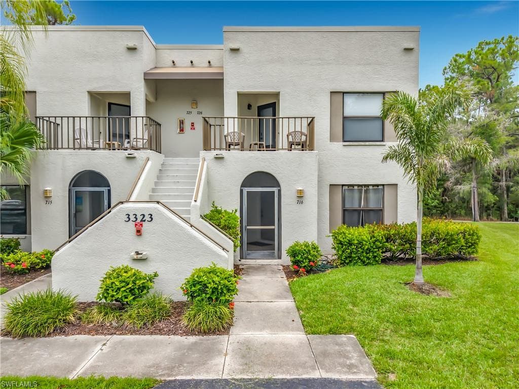3323 Olympic Dr #716, Naples