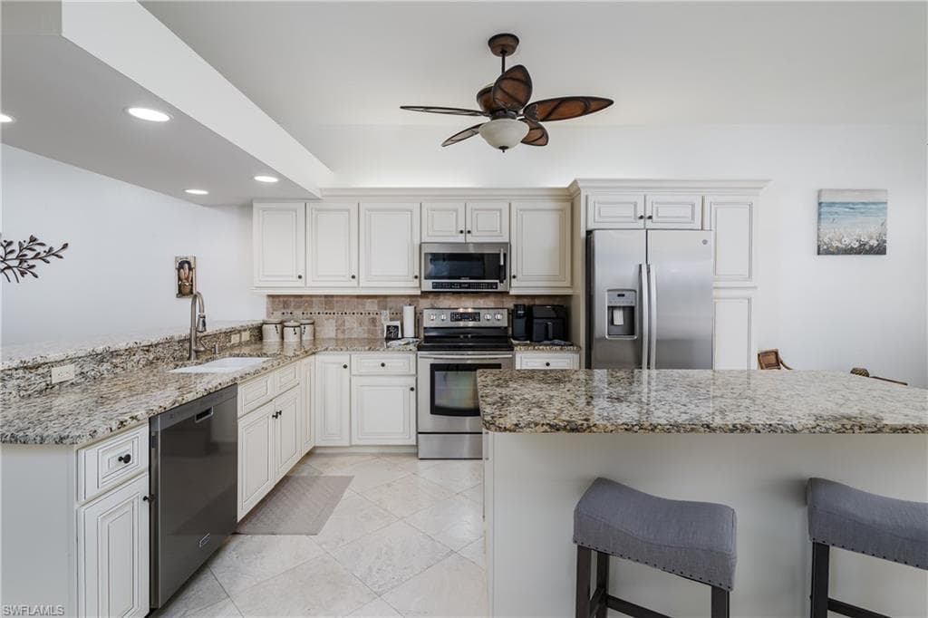 6760 Beach Resort Dr #5, Naples, photo 3