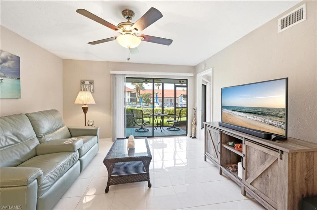4987 Pepper Cir #107, Naples