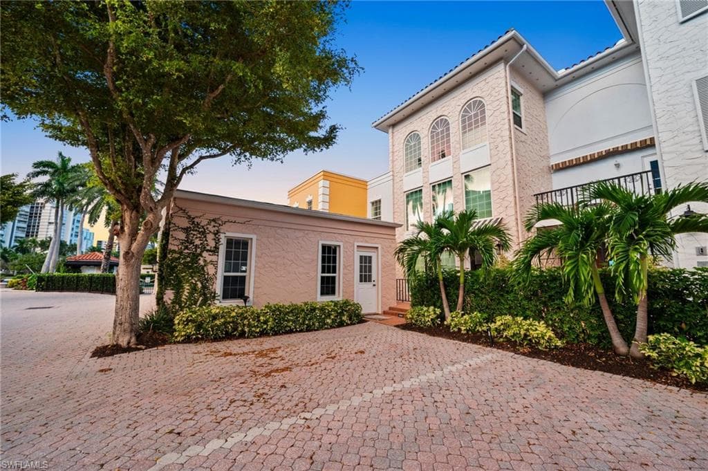 4000 Gulf Shore Blvd #1500, Naples, photo 3
